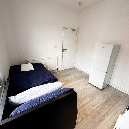 149 Budget Guesthouse London Exteriör bild